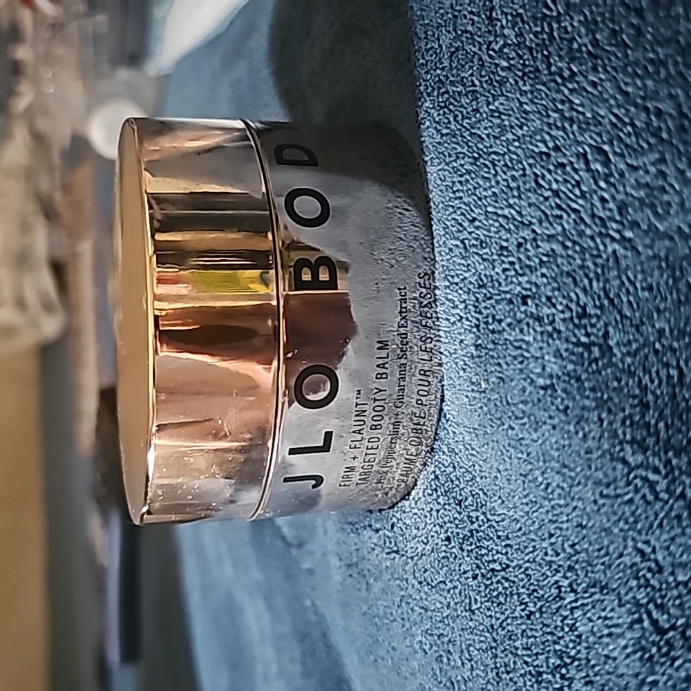 COPY - J-Lo body butter